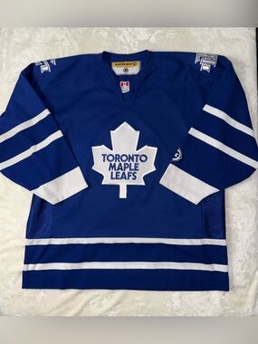 Toronto Maple Leafs Blue Hockey Jersey - Classic Team Crest